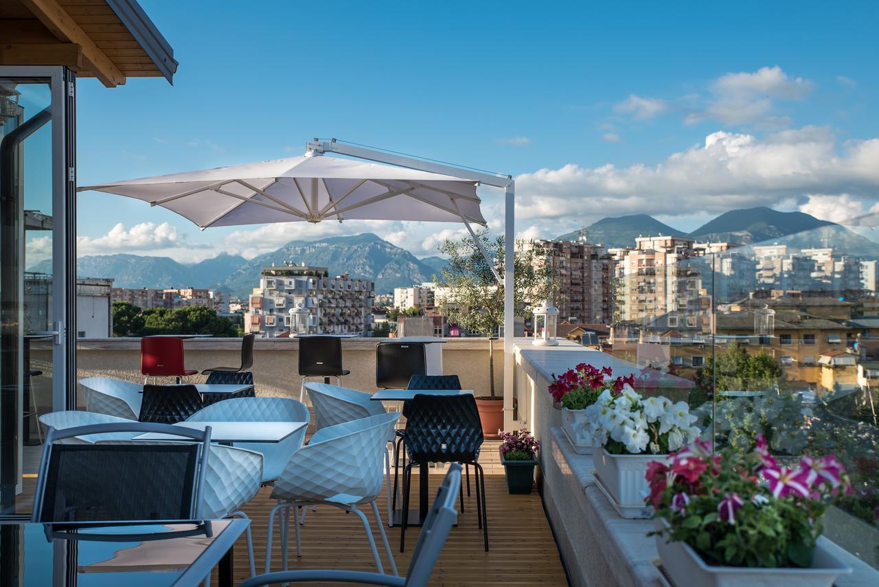 Keit Hotel Tirana Esterno foto